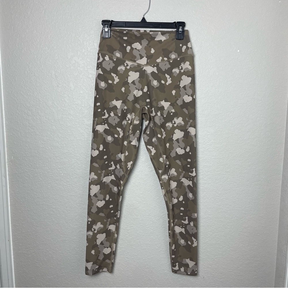 Balance Athletica Tan Camo Print Leggings Size L